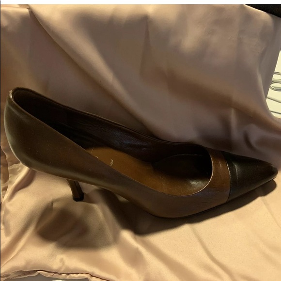 AUTHENTIC Prada POINTY TWO TONE BROWN Leather Point-Toe Pumps 37 - Picture 4 of 11
